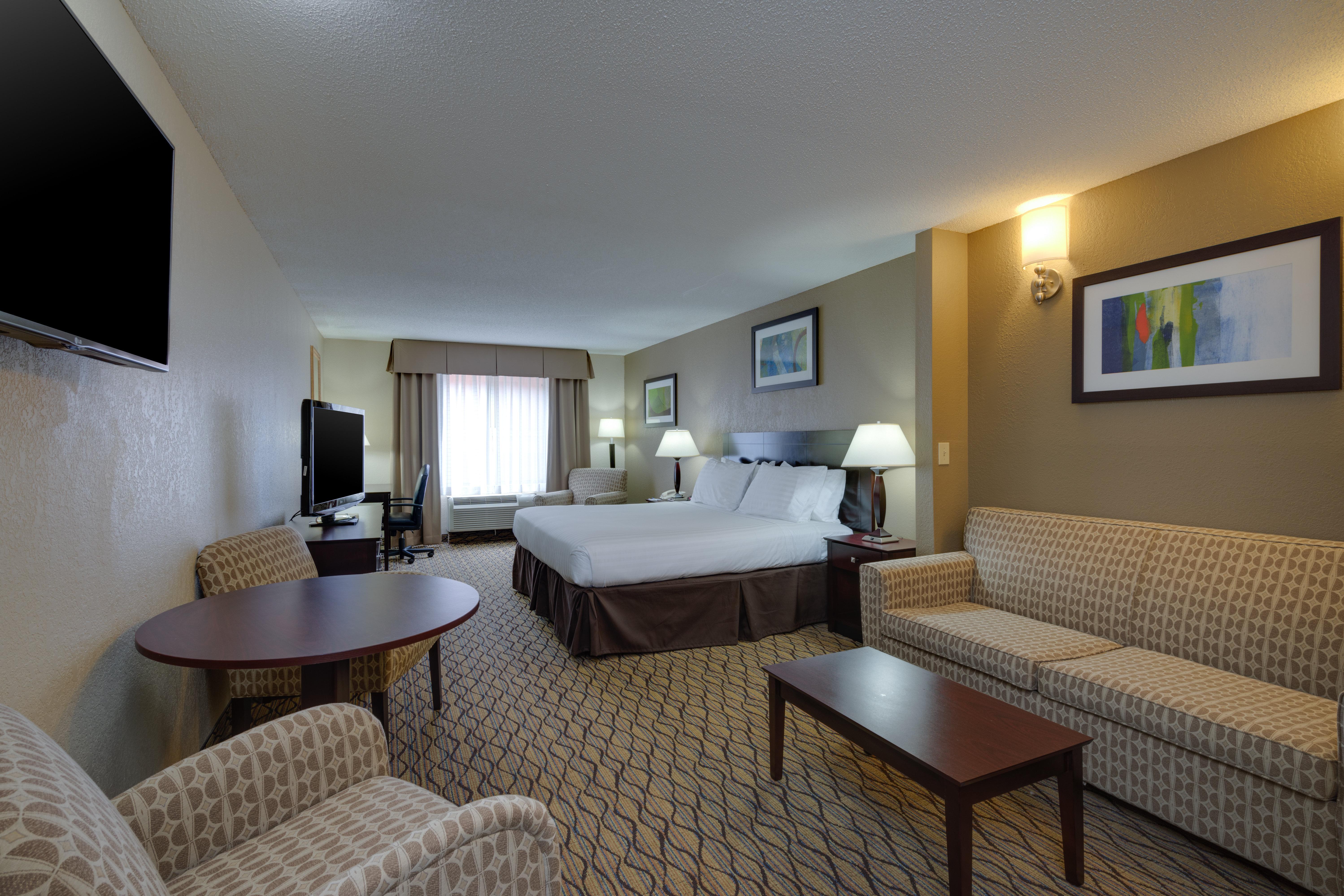 Holiday Inn Express Charles Town By Ihg Shenandoah Junction Exterior photo